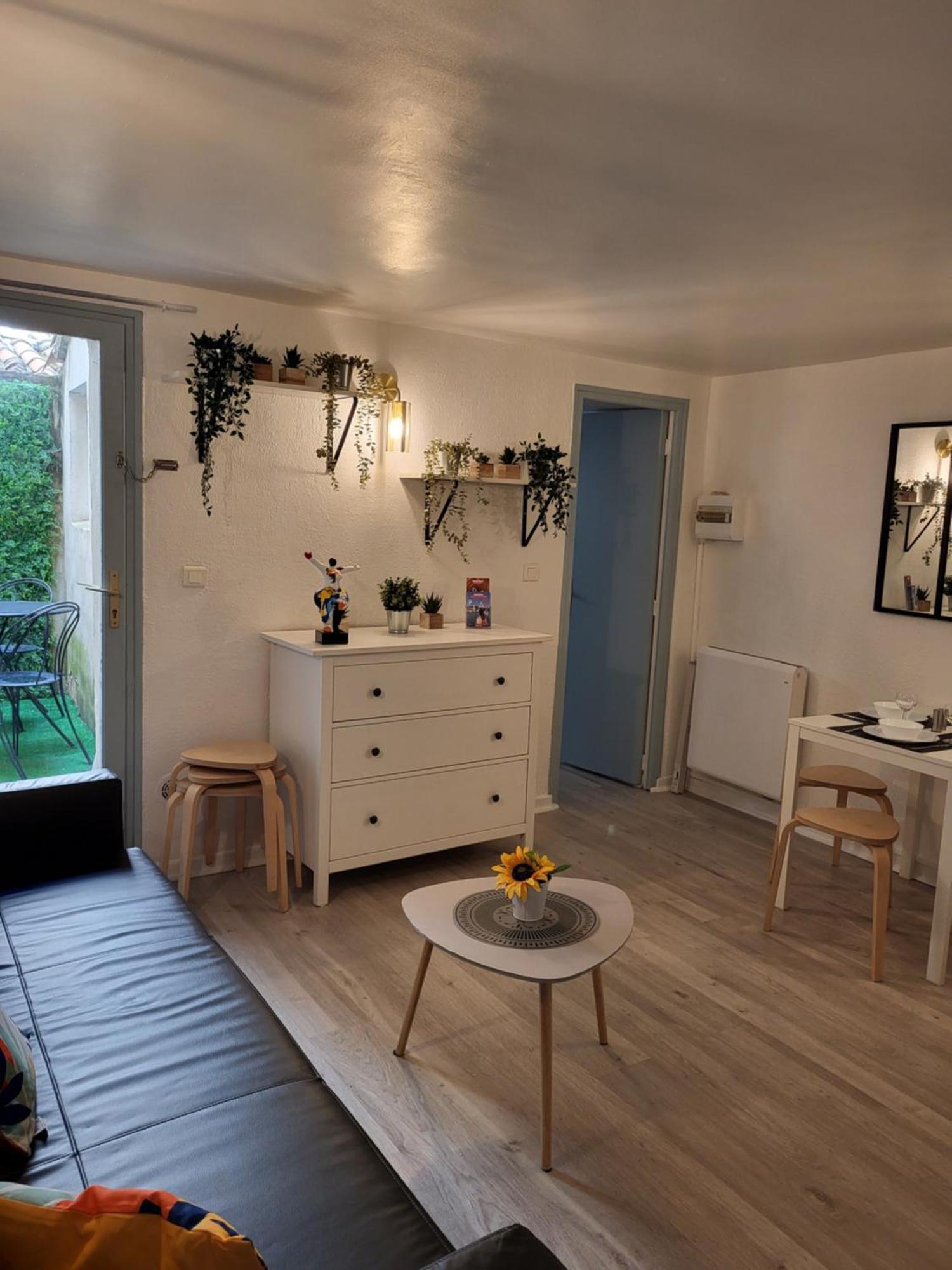 Studio/2 Pieces, Terrasse